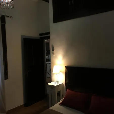 Victoria Apartment